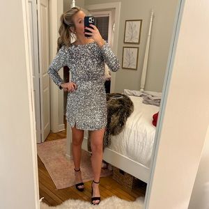 Silver Sequin Mini Dress - size M/6, open back